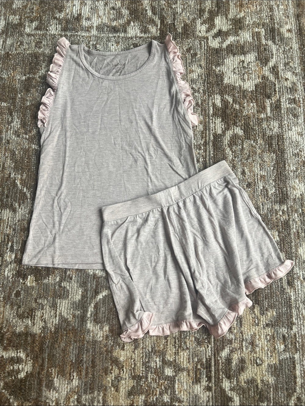 MeMoi Women’s Xs Light Gray Ruffle PJ Set